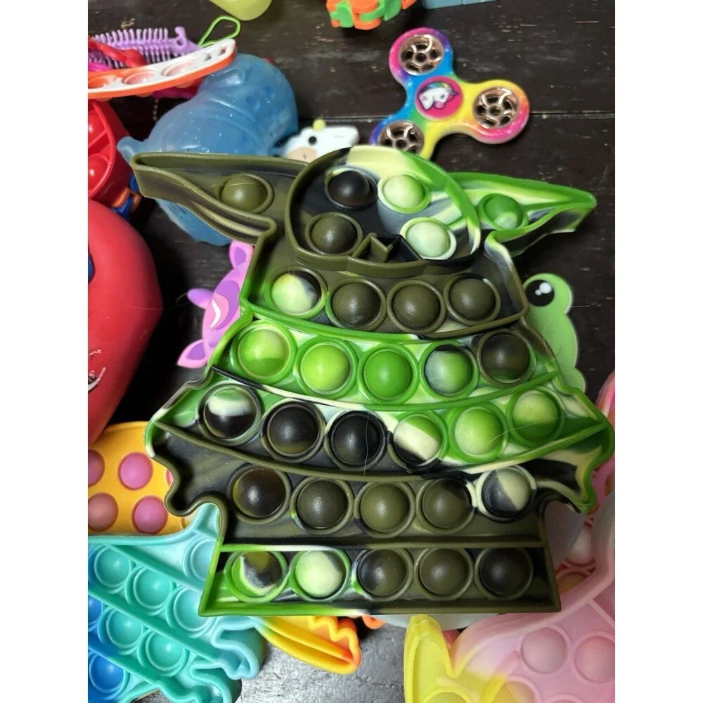 20+ Fidget Toys